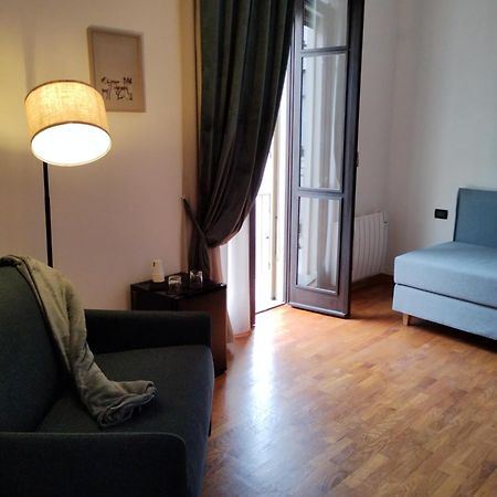 Palazzo Cusani Charming Rooms Vercelli Exterior foto